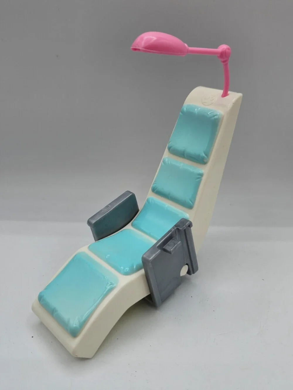 2009 replacement dentist chair from a Mattel Barbie playset